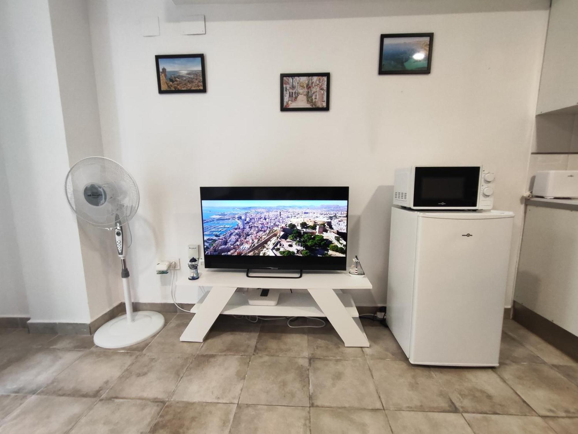 Charming Duplex - Historic Center - 7Min To Beach อาลิกันเต ภายนอก รูปภาพ