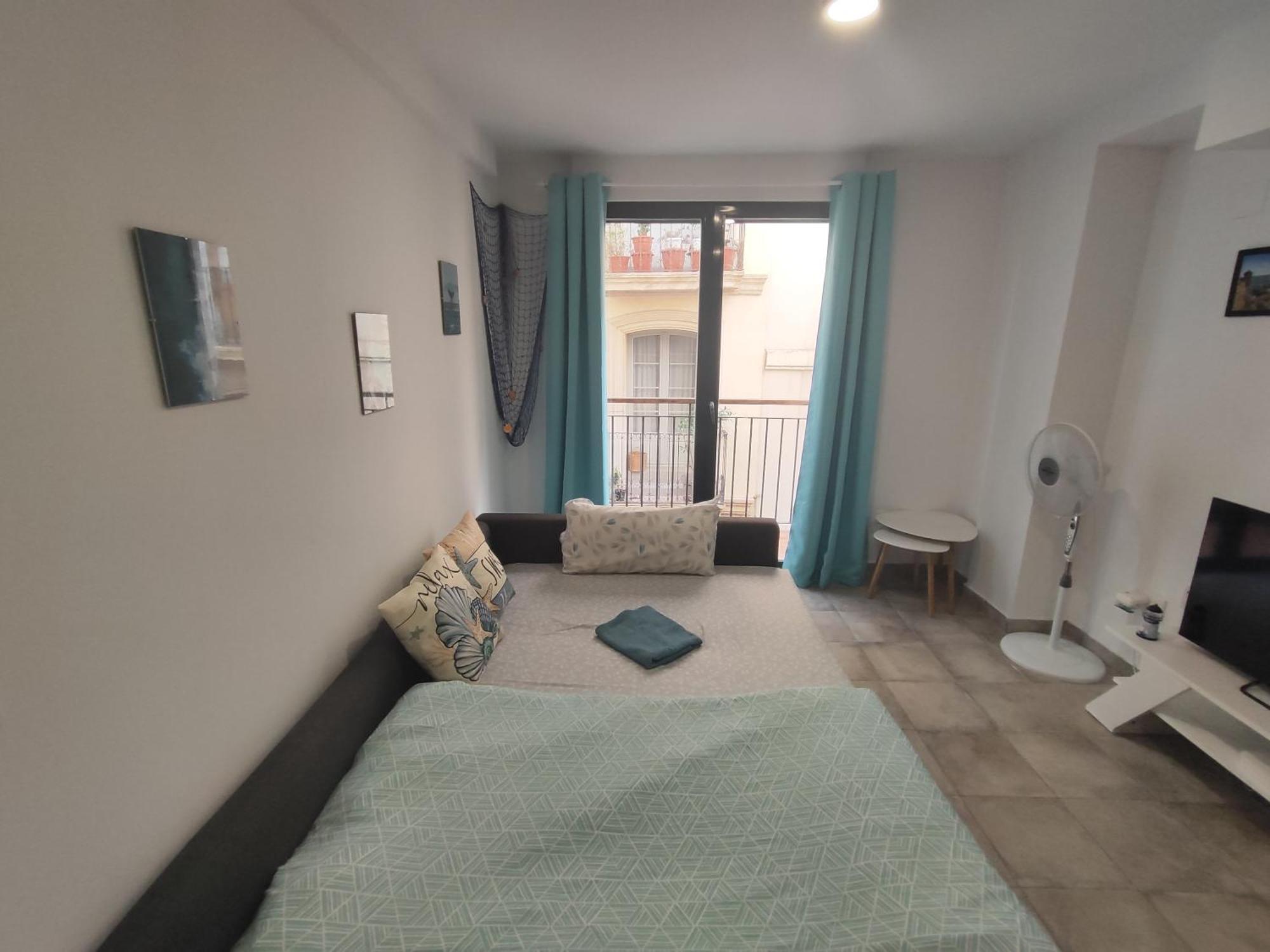 Charming Duplex - Historic Center - 7Min To Beach อาลิกันเต ภายนอก รูปภาพ